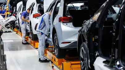Dev devirde sarsıcı karar: Volkswagen'de kepenk kapatma ve toplu işten çıkarma paniği