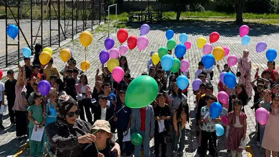 Karne sevincine hayat zaferi eklendi: Minik Furkan okulunda coşkuyla karşılandı