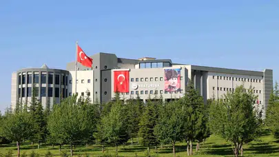 Akademik başarıda büyük sıçrama: Erciyes Üniversitesi dünya devleri arasındaki yerini sağlamlaştırdı